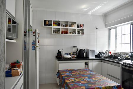 Casa à venda com 100m², 3 quartos e 1 vaga Casa à venda com 100m², 3 quartos e 1 vagaCozinha