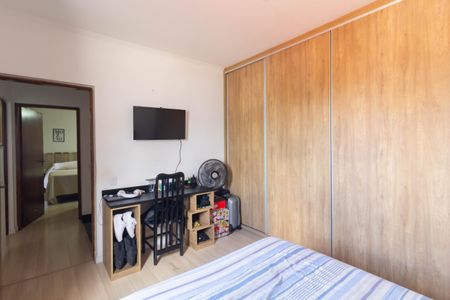 Casa à venda com 250m², 3 quartos e 10 vagas Casa à venda com 250m², 3 quartos e 10 vagasQuarto 1