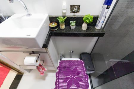 Casa à venda com 250m², 3 quartos e 10 vagas Casa à venda com 250m², 3 quartos e 10 vagasLavabo