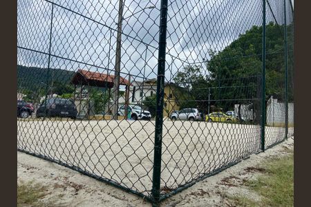 Casa de condomínio à venda com 92m², 4 quartos e 2 vagas Casa de condomínio à venda com 92m², 4 quartos e 2 vagasQuadra