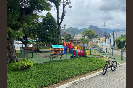 Casa de condomínio à venda com 92m², 4 quartos e 2 vagas