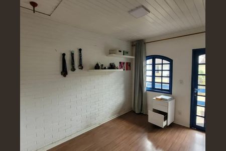 Casa de condomínio à venda com 92m², 4 quartos e 2 vagas Casa de condomínio à venda com 92m², 4 quartos e 2 vagasQuarto