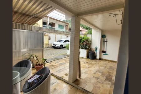 Casa de condomínio à venda com 92m², 4 quartos e 2 vagas Casa de condomínio à venda com 92m², 4 quartos e 2 vagasQuinta