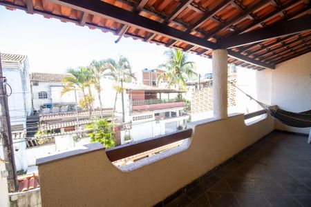 Casa de condomínio para alugar com 120m², 2 quartos e 1 vagaVaranda