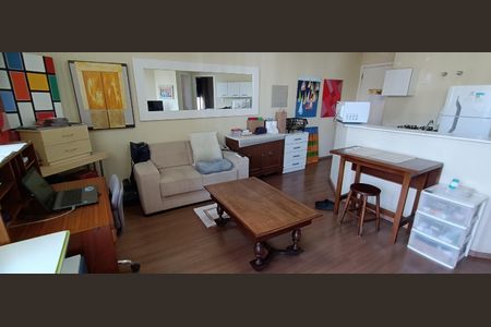 Apartamento à venda com 40m², 1 quarto e 1 vagaSala/Cozinha