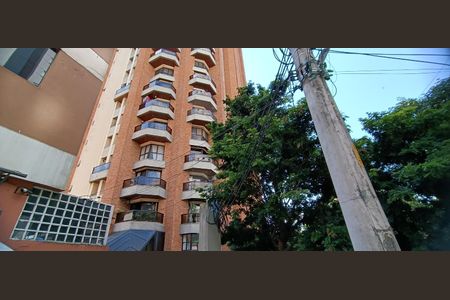 Apartamento à venda com 40m², 1 quarto e 1 vagaFachada