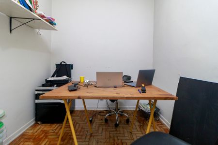 Casa à venda com 164m², 3 quartos e 2 vagasEdícula - Escritório