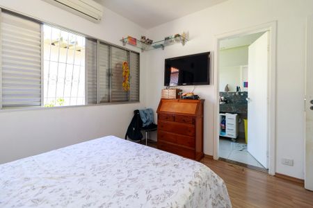 Casa à venda com 164m², 3 quartos e 2 vagasSuíte