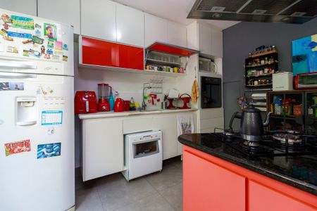 Casa à venda com 164m², 3 quartos e 2 vagasCozinha