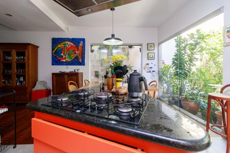 Casa à venda com 164m², 3 quartos e 2 vagasCozinha