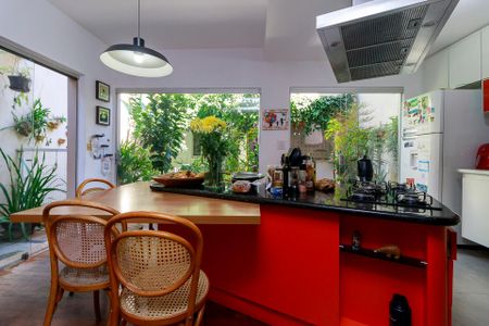 Casa à venda com 164m², 3 quartos e 2 vagasCozinha