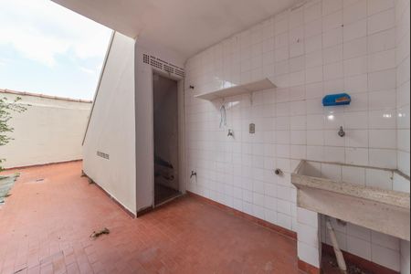 Casa para alugar com 127m², 3 quartos e 2 vagas Casa para alugar com 127m², 3 quartos e 2 vagasLavanderia