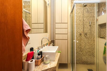 Casa à venda com 110m², 2 quartos e 2 vagasSuíte 2