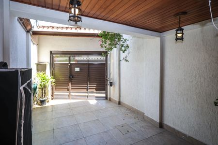 Casa à venda com 110m², 2 quartos e 2 vagasGaragem