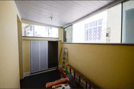 Apartamento à venda com 84m², 2 quartos e sem vagaSala