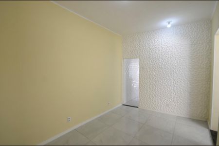 Apartamento à venda com 84m², 2 quartos e sem vagaSala