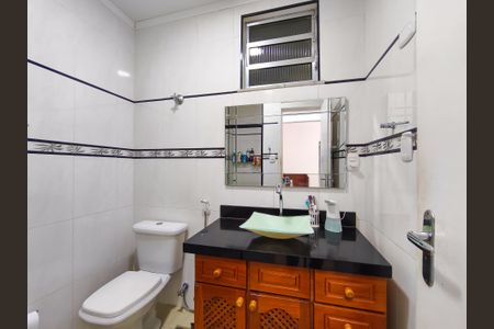 Apartamento à venda com 65m², 2 quartos e 1 vagaBanheiro Corredor