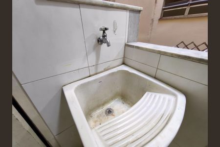 Apartamento à venda com 65m², 2 quartos e 1 vagaÁrea de Serviço