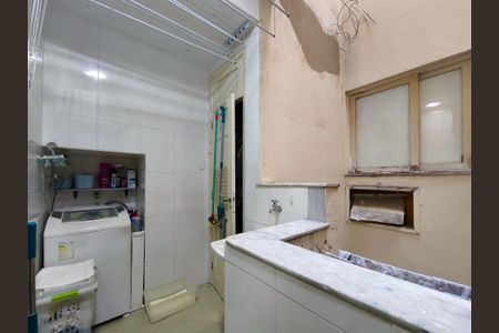 Apartamento à venda com 65m², 2 quartos e 1 vagaÁrea de Serviço