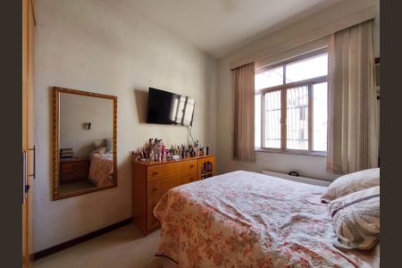 Apartamento à venda com 65m², 2 quartos e 1 vagaQuarto 2