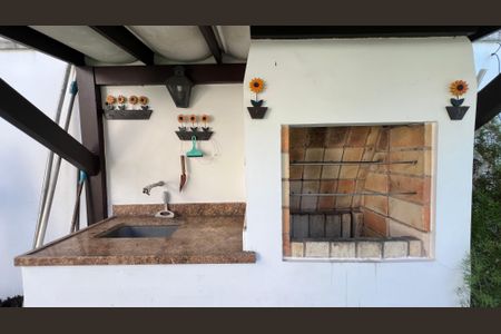 Casa à venda com 485m², 4 quartos e 4 vagas Casa à venda com 485m², 4 quartos e 4 vagasChurrasqueira