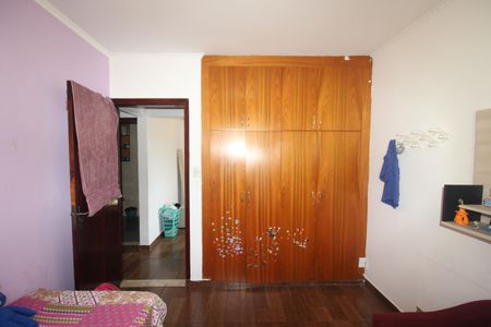 Casa à venda com 186m², 3 quartos e 1 vagaQuarto 2