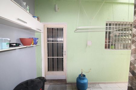 Casa à venda com 186m², 3 quartos e 1 vagaÁrea de Serviço