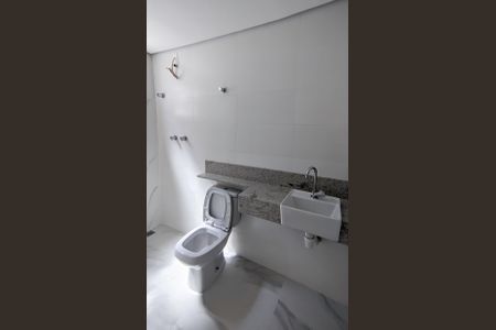 Apartamento à venda com 78m², 3 quartos e 2 vagas Apartamento à venda com 78m², 3 quartos e 2 vagasBanheiro da Suíte