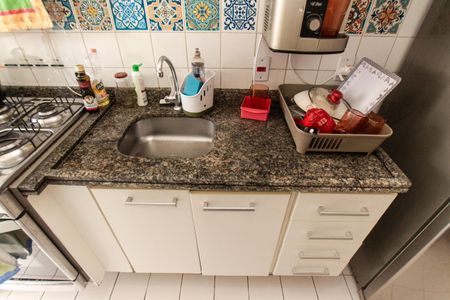 Apartamento à venda com 56m², 2 quartos e 1 vagaCozinha e Área de Serviço