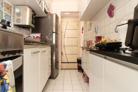 Apartamento à venda com 56m², 2 quartos e 1 vagaCozinha e Área de Serviço