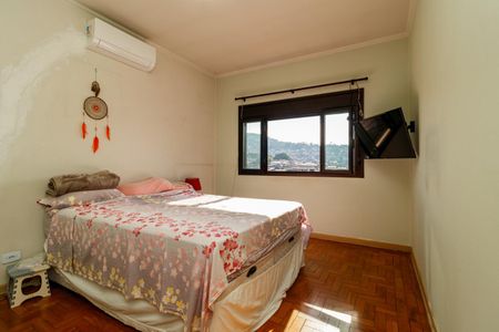 Casa à venda com 200m², 3 quartos e 2 vagas Casa à venda com 200m², 3 quartos e 2 vagasSuíte