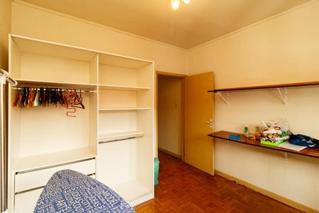 Casa à venda com 200m², 3 quartos e 2 vagas Casa à venda com 200m², 3 quartos e 2 vagasQuarto