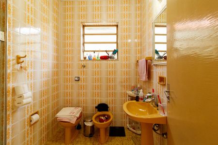 Casa à venda com 200m², 3 quartos e 2 vagas Casa à venda com 200m², 3 quartos e 2 vagasBanheiro da Suíte