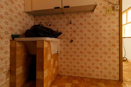 Casa à venda com 200m², 3 quartos e 2 vagas Casa à venda com 200m², 3 quartos e 2 vagasÁrea de Serviço