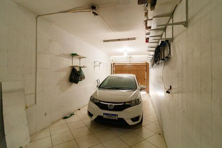 Casa à venda com 200m², 3 quartos e 2 vagas Casa à venda com 200m², 3 quartos e 2 vagasGaragem
