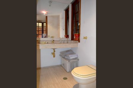 Casa à venda com 535m², 4 quartos e 4 vagasHome office