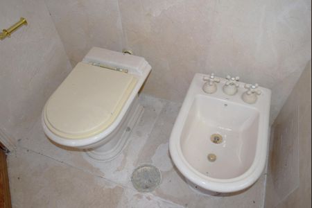 Casa à venda com 535m², 4 quartos e 4 vagasBanheiro da Suíte 1