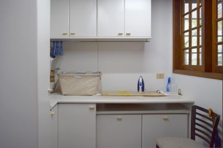 Casa à venda com 535m², 4 quartos e 4 vagasÁrea de Serviço