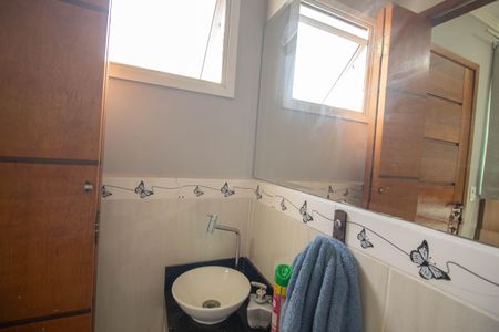 Casa de condomínio à venda com 75m², 2 quartos e 1 vagaBanheiro