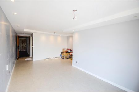 Apartamento à venda com 77m², 2 quartos e 1 vagaSala