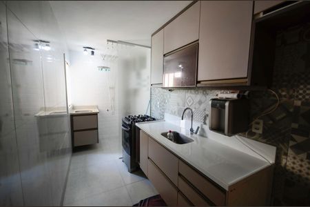 Apartamento à venda com 77m², 2 quartos e 1 vagaCozinha