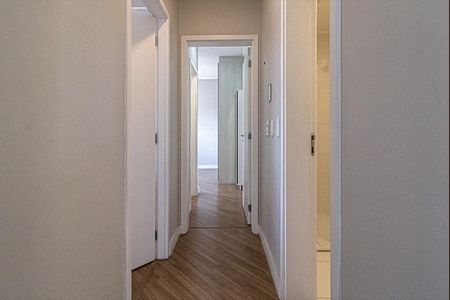 Apartamento à venda com 67m², 2 quartos e 1 vagacorredor paa os cômodos