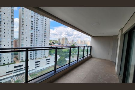 Apartamento à venda com 140m², 3 quartos e 3 vagasVaranda