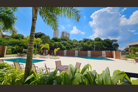 Apartamento à venda com 140m², 3 quartos e 3 vagasÁrea comum - Piscina