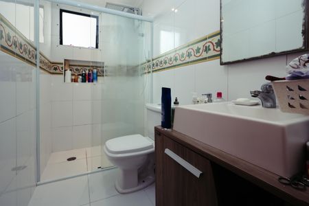 Apartamento à venda com 69m², 3 quartos e 1 vaga Apartamento à venda com 69m², 3 quartos e 1 vagaBanheiro Social