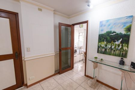 Apartamento à venda com 131m², 2 quartos e 1 vaga Apartamento à venda com 131m², 2 quartos e 1 vagaSala 2