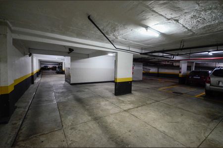 Apartamento à venda com 154m², 4 quartos e 2 vagas Apartamento à venda com 154m², 4 quartos e 2 vagasGaragem