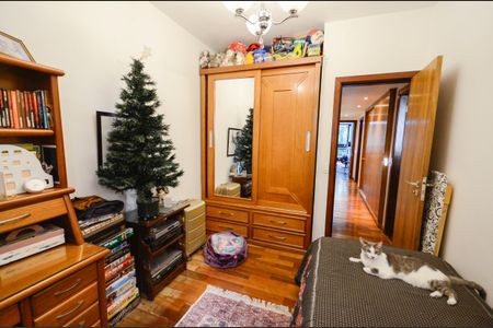 Apartamento à venda com 154m², 4 quartos e 2 vagas Apartamento à venda com 154m², 4 quartos e 2 vagasQuarto 2