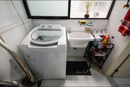 Apartamento à venda com 154m², 4 quartos e 2 vagas Apartamento à venda com 154m², 4 quartos e 2 vagasÁrea de Serviço