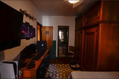 Apartamento à venda com 154m², 4 quartos e 2 vagas Apartamento à venda com 154m², 4 quartos e 2 vagasSuíte 2